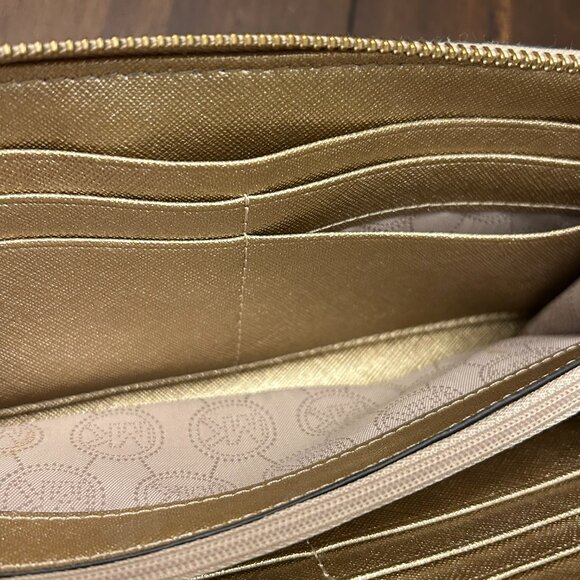 Michael Kors Zip Around Gold Leather Full Size Wallet - Picture 7 of 16